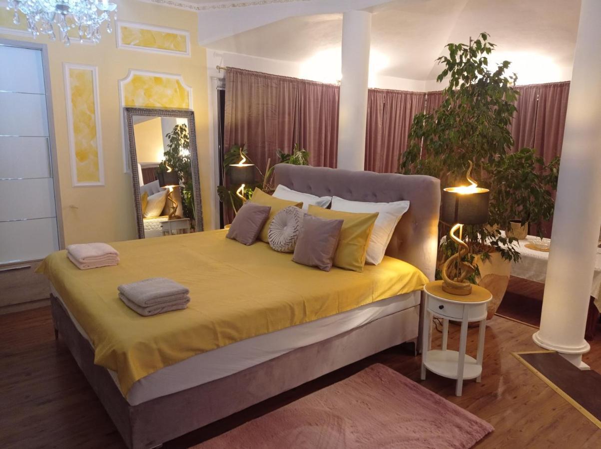 Villa Gregovica &T 2 Pola Esterno foto