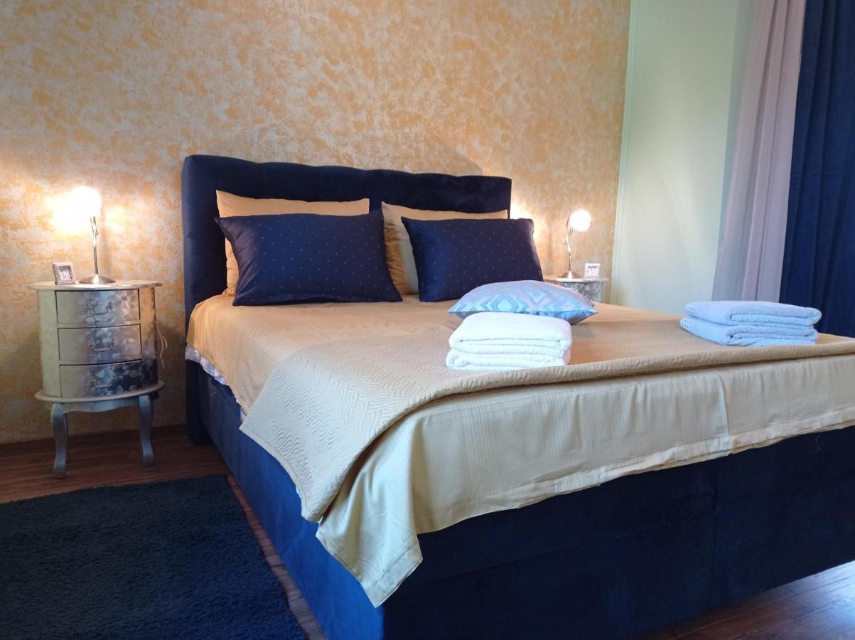 Villa Gregovica &T 2 Pola Esterno foto